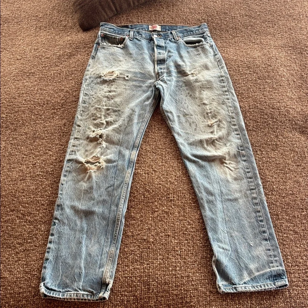 Vintage Distressed Levi’s 501 Jeans